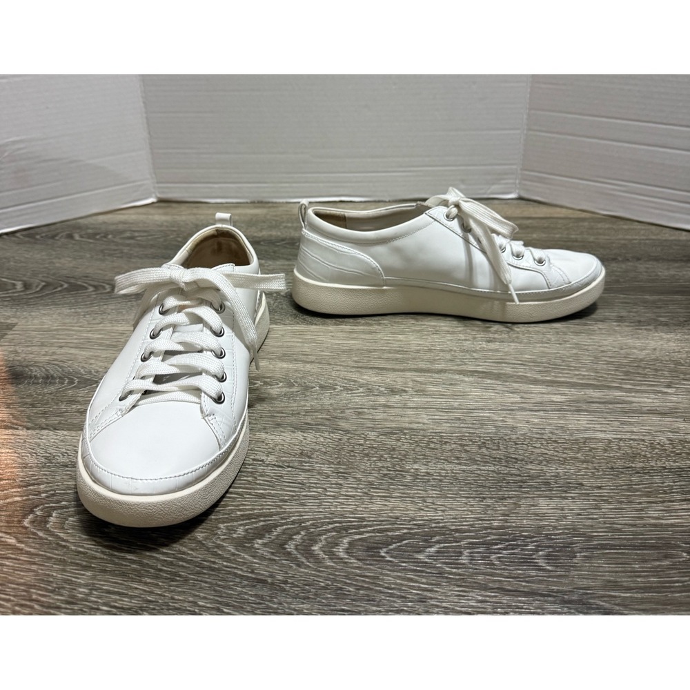 Vionic Sneakers Winny White Leather Croc Embossed Lace Up Womens 9 Preppy Comfy